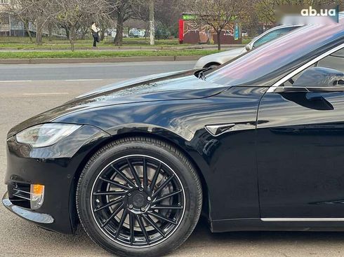 Tesla Model S 2019 - фото 11