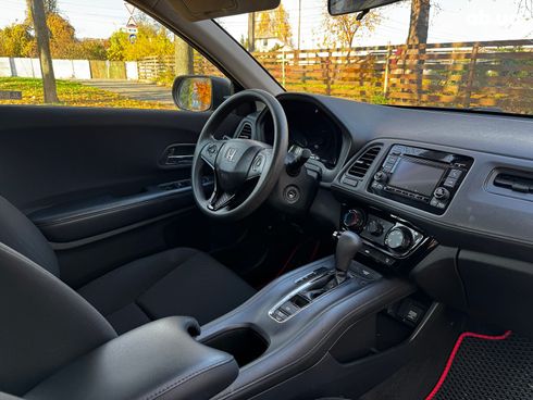 Honda HR-V 2018 черный - фото 45