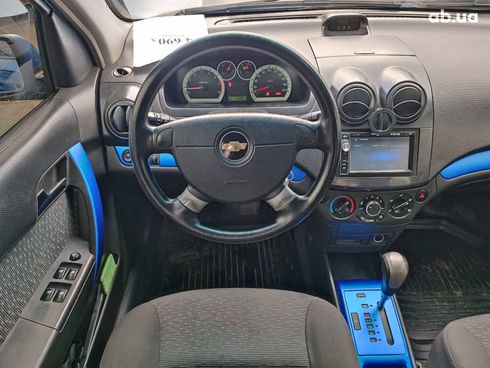 Chevrolet Aveo 2007 синий - фото 15