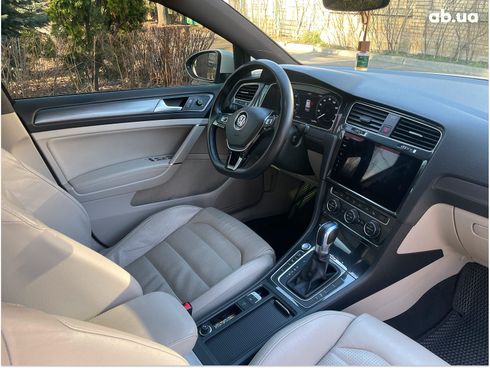 Volkswagen e-Golf 2018 белый - фото 72