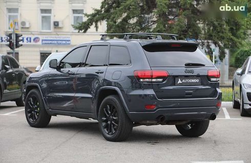 Jeep Grand Cherokee 2017 - фото 4