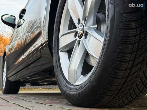 Volkswagen Passat 2022 - фото 28