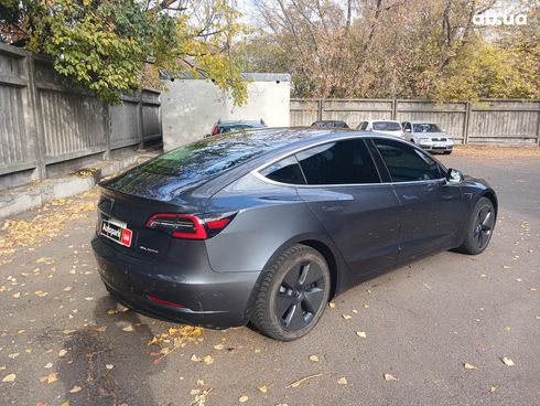 Tesla Model 3 2018 серый - фото 10