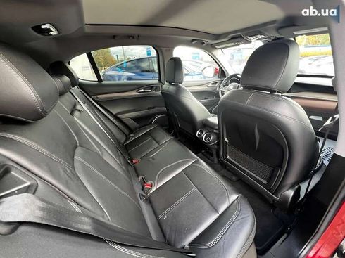 Alfa Romeo Stelvio 2018 - фото 11