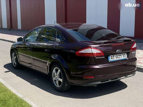 Ford Mondeo 2010 - фото 11