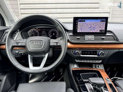 Audi Q5 2021 - фото 18