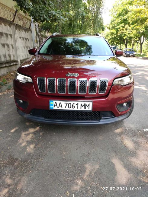 Jeep Cherokee 2019 вишневый - фото 20