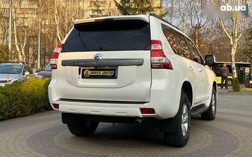 Toyota Land Cruiser Prado 2017 - фото 7