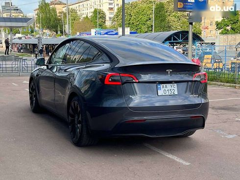 Tesla Model Y 2022 - фото 8