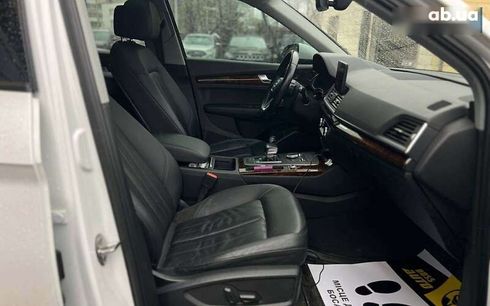 Audi Q5 2017 - фото 25