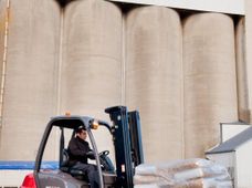 Продажа новую спецтехнику в Киевской области - купить на Автобазаре