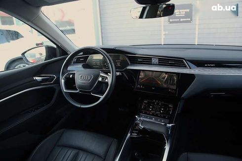 Audi E-Tron 2022 - фото 13