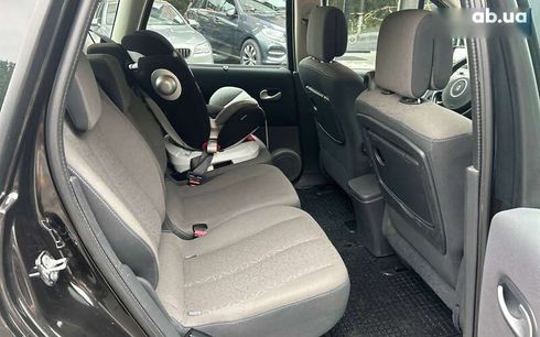 Renault Scenic 2009 - фото 18