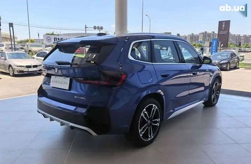 BMW iX1 2023 - фото 8