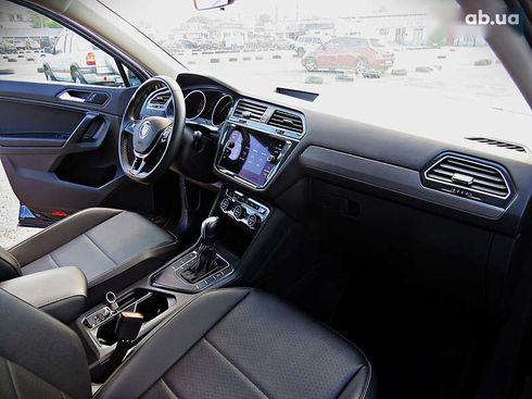 Volkswagen Tiguan 2020 - фото 20