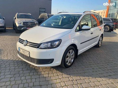 Volkswagen Touran 2015 - фото 3