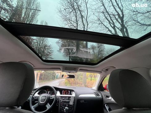 Audi A4 2011 красный - фото 18