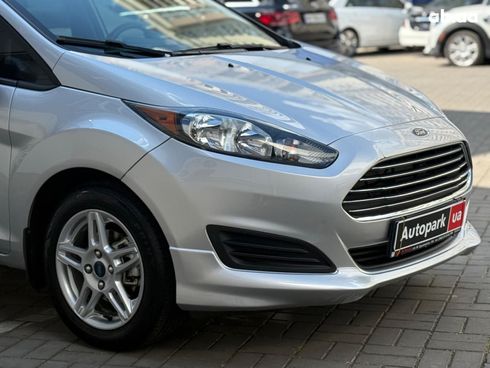 Ford Fiesta 2019 серый - фото 4