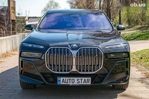BMW i7 2022 - фото 9