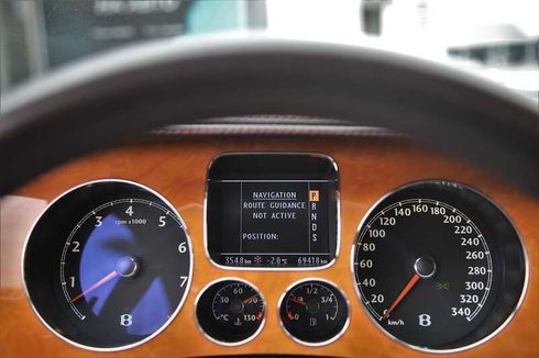 Bentley Continental GT 2008 - фото 16