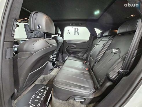 Bentley Bentayga 2021 - фото 12