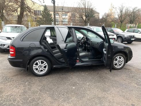 Skoda Fabia 2004 черный - фото 16
