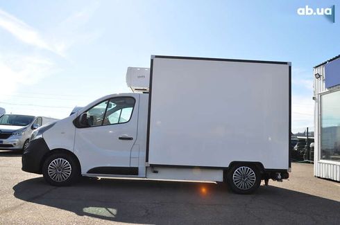 Opel Vivaro 2017 - фото 14