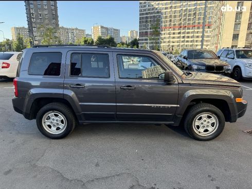 Jeep Patriot 2015 серый - фото 8