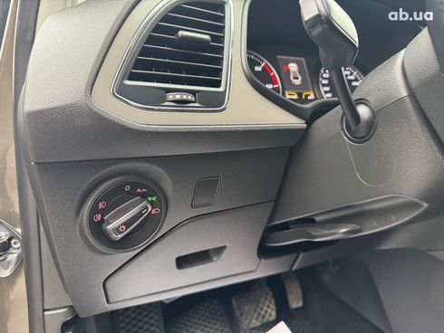 SEAT Leon 2016 коричневый - фото 20