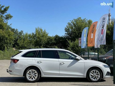 Skoda Octavia 2020 - фото 22
