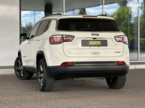 Jeep Compass 2020 - фото 20