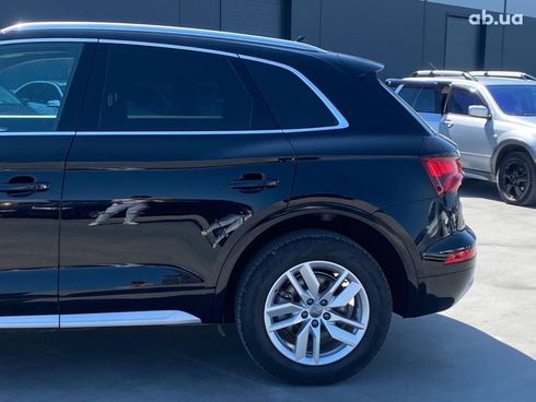 Audi Q5 2019 черный - фото 5