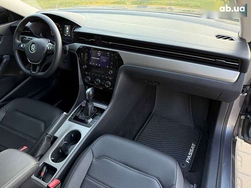Volkswagen Passat 2021 - фото 21