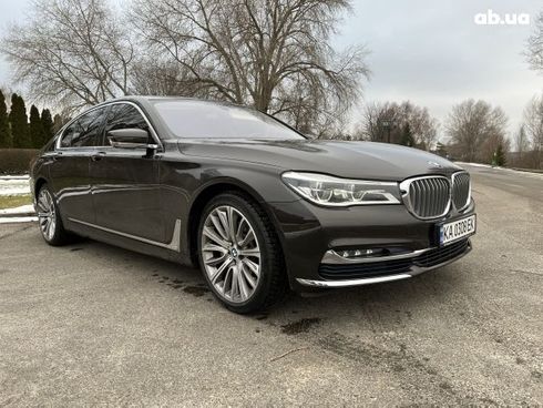 BMW 7 серия 2017 - фото 3