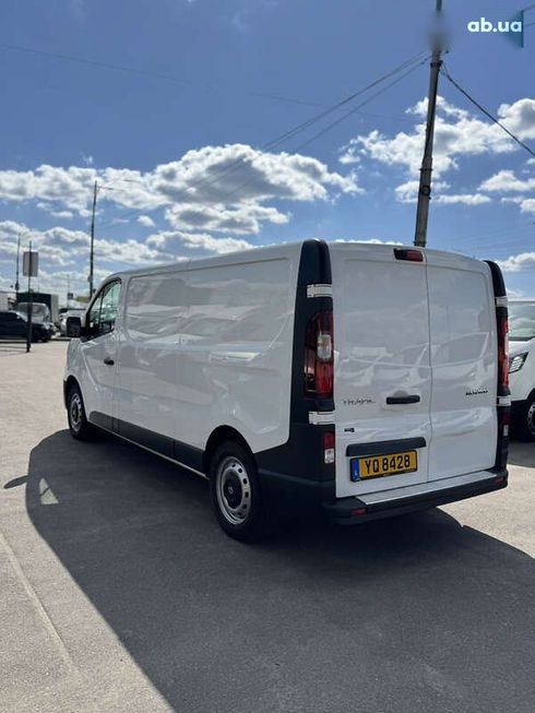 Renault Trafic 2021 - фото 5