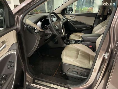 Hyundai Grand Santa Fe 2015 - фото 17