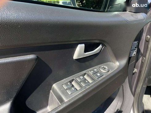 Kia Sportage 2012 - фото 12