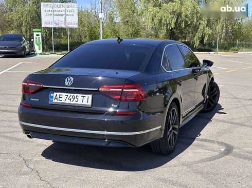 Volkswagen Passat 2017 - фото 24