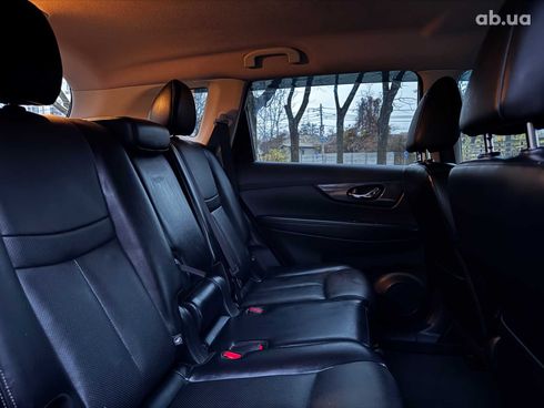 Nissan Rogue 2019 серый - фото 33