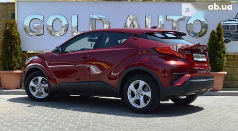 Toyota C-HR 2017 - фото 7