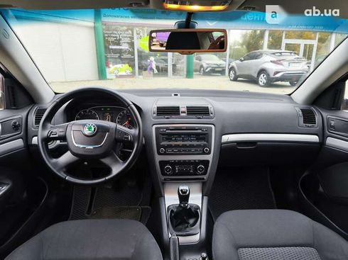 Skoda Octavia 2011 - фото 14