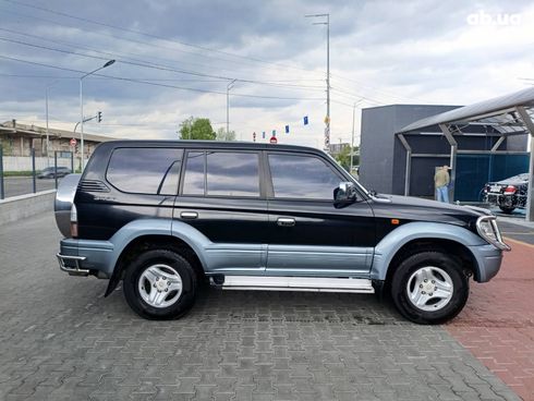 Toyota Land Cruiser Prado 2000 черный - фото 7