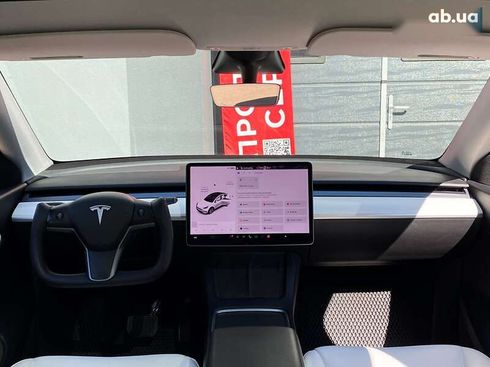 Tesla Model Y 2021 - фото 17