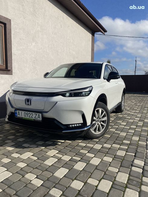 Honda e:NS1 2023 белый - фото 12
