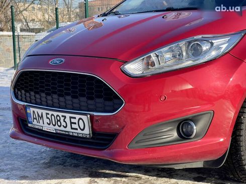 Ford Fiesta 2016 - фото 10