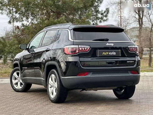 Jeep Compass 2019 - фото 13