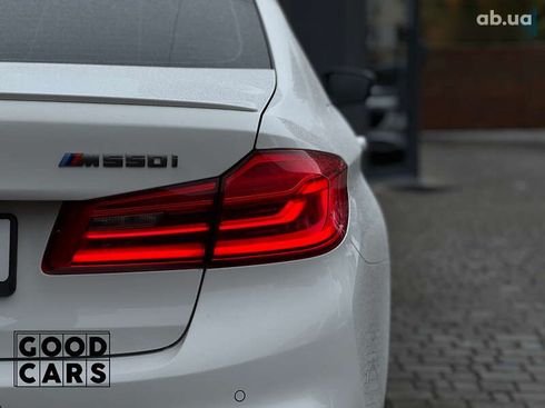 BMW 5 серия 2019 - фото 15