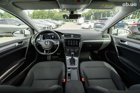 Volkswagen e-Golf 2019 - фото 27