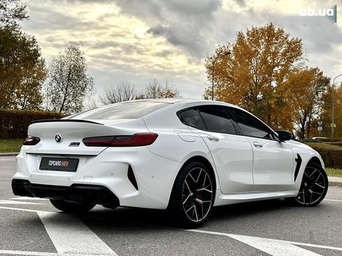 BMW M8 Gran Coupe 2021 - фото 20