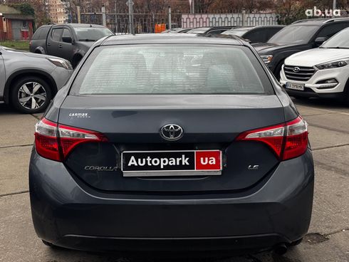 Toyota Corolla 2016 серый - фото 5